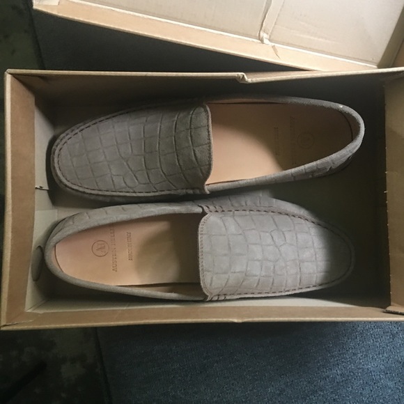 Meet your Posher, Lawrence - Picture 4 of 5